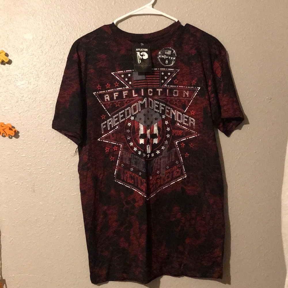 Men’s affliction shirt
